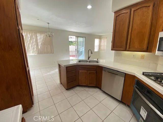 1129 W Capitol Drive 27, San Pedro, CA 90732