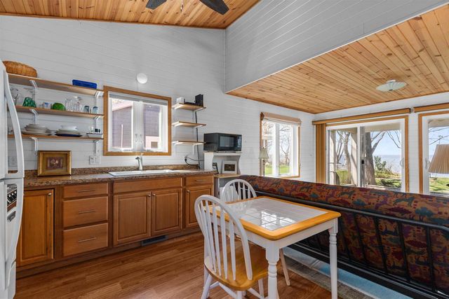 N9896 WINNEBAGO HEIGHTS ROAD, Malone, WI 53049