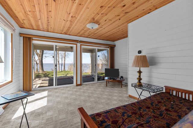N9896 WINNEBAGO HEIGHTS ROAD, Malone, WI 53049