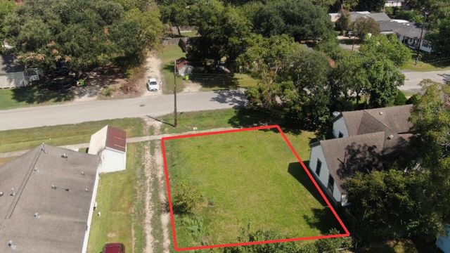 2110 Avenue D, Rosenberg, TX 77471
