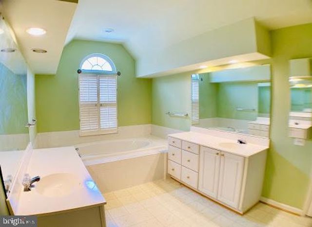 47 MONTGOMERY DR, Stafford, VA 22556