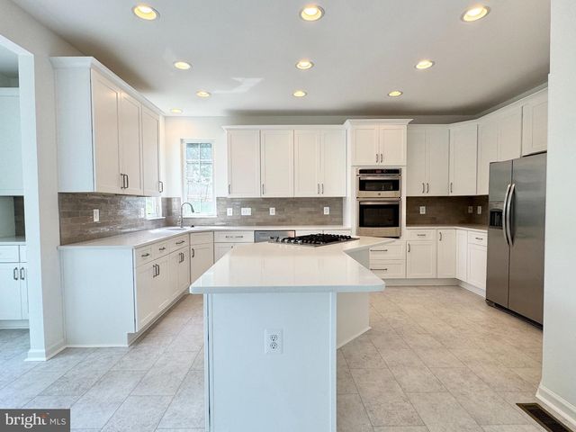 47 MONTGOMERY DR, Stafford, VA 22556