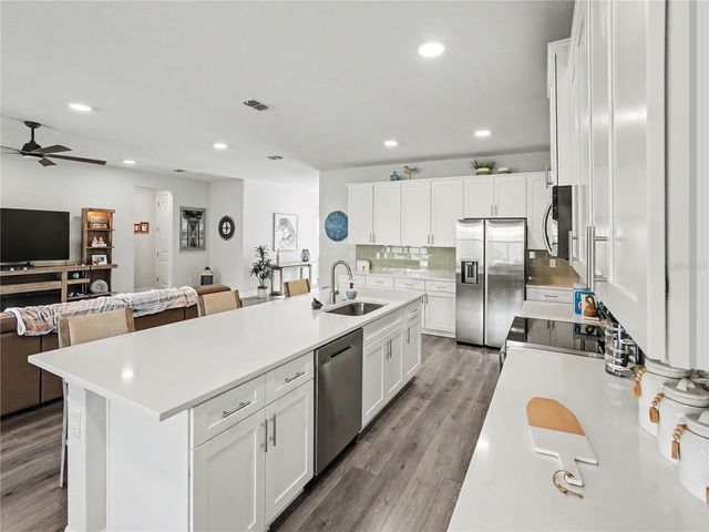 3329 INDIAN TRAIL, Eustis, FL 32726