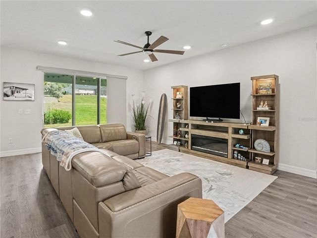 3329 INDIAN TRAIL, Eustis, FL 32726