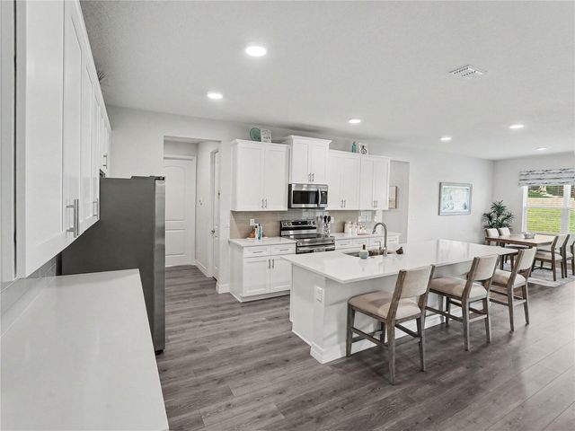3329 INDIAN TRAIL, Eustis, FL 32726