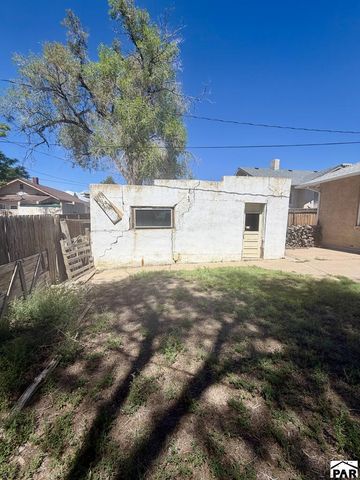 1109 N La Crosse Ave, Pueblo, CO 81001