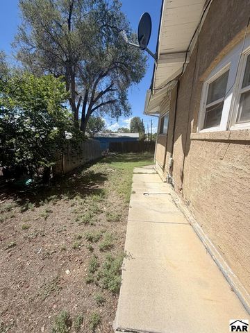 1109 N La Crosse Ave, Pueblo, CO 81001