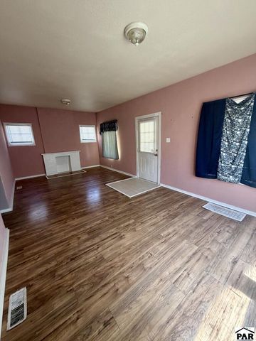 1109 N La Crosse Ave, Pueblo, CO 81001
