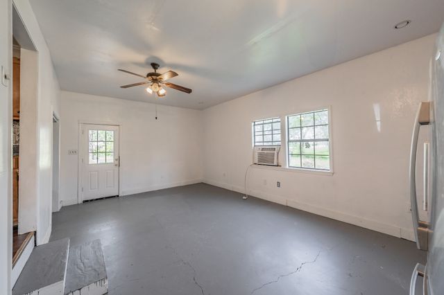 104 Bowers Street, Seagoville, TX 75159