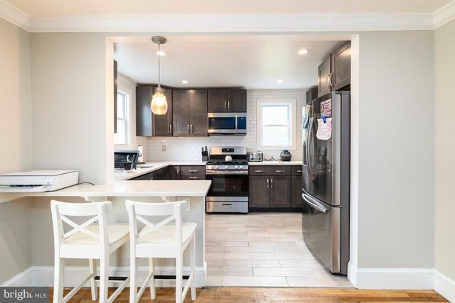 6459 LAWNTON STREET, Philadelphia, PA 19128