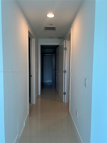 2950 NE 188th St 444, Aventura, FL 33180