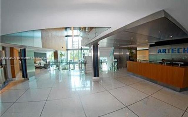 2950 NE 188th St 444, Aventura, FL 33180