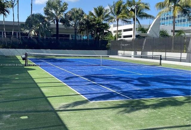 2950 NE 188th St 444, Aventura, FL 33180