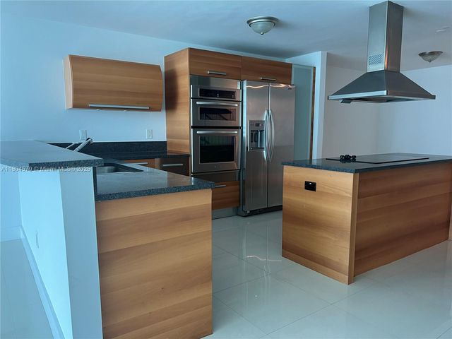 2950 NE 188th St 444, Aventura, FL 33180