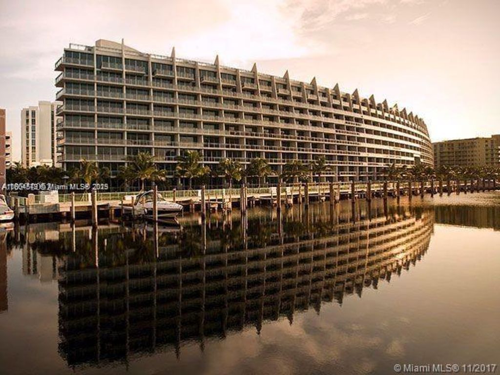 2950 NE 188th St 444, Aventura, FL 33180