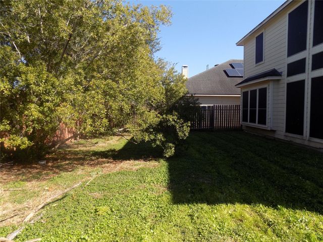 4522 Long Creek Drive, Fresno, TX 77545