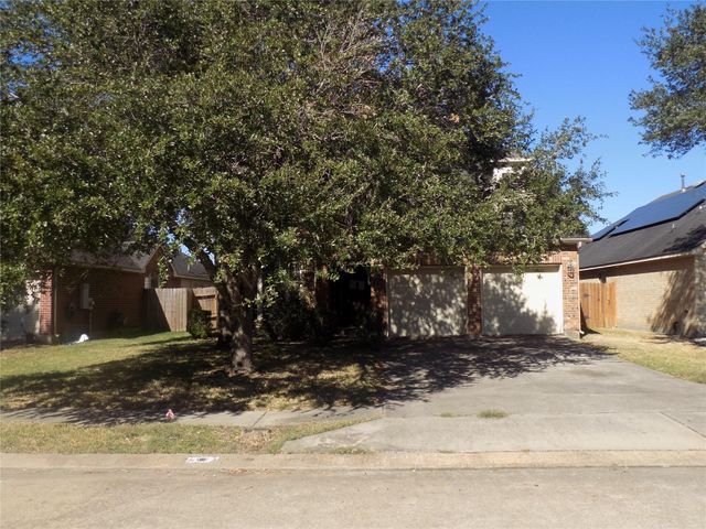 4522 Long Creek Drive, Fresno, TX 77545