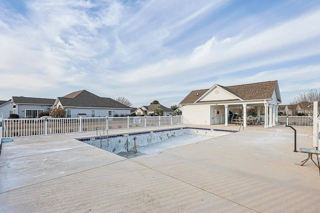 1618 Heathmuir Dr., Myrtle Beach, SC 29575