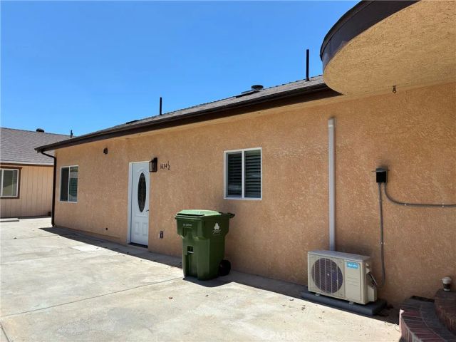1634 W 214th, Los Angeles, CA 90501