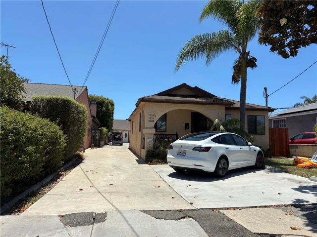 1634 W 214th, Los Angeles, CA 90501
