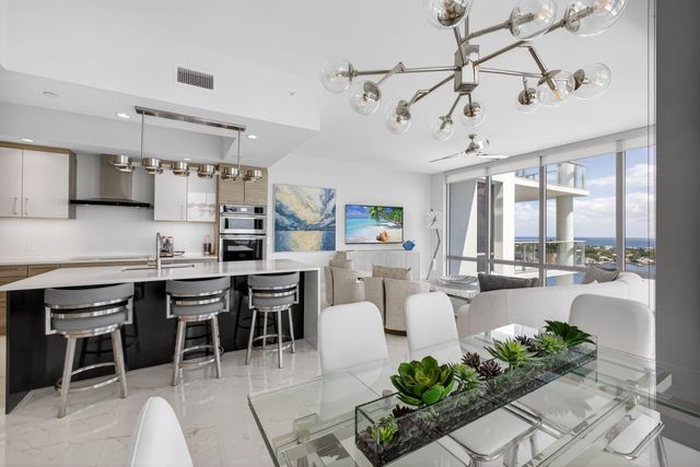 2 Water Club Way 2004, North Palm Beach, FL 33408