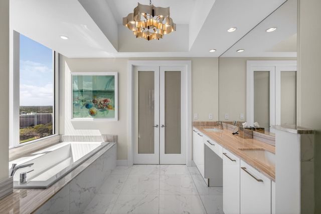 2 Water Club Way 2004, North Palm Beach, FL 33408