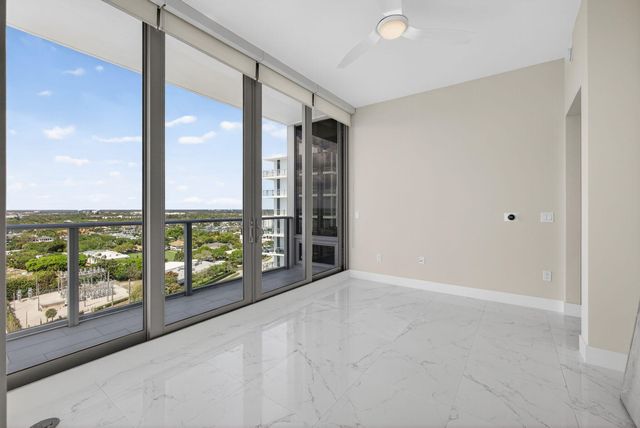 2 Water Club Way 2004, North Palm Beach, FL 33408