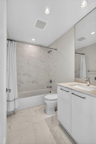 2 Water Club Way 2004, North Palm Beach, FL 33408