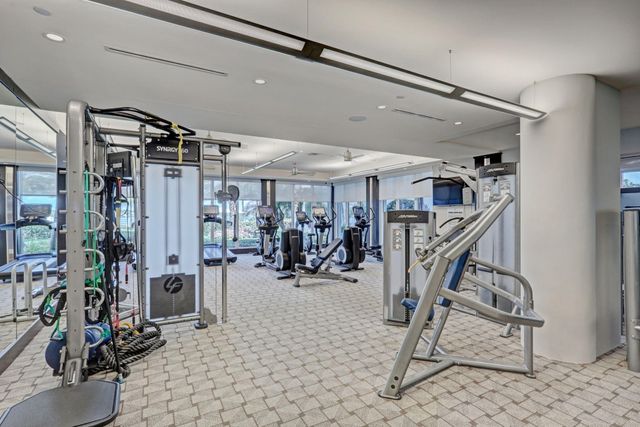 2 Water Club Way 2004, North Palm Beach, FL 33408