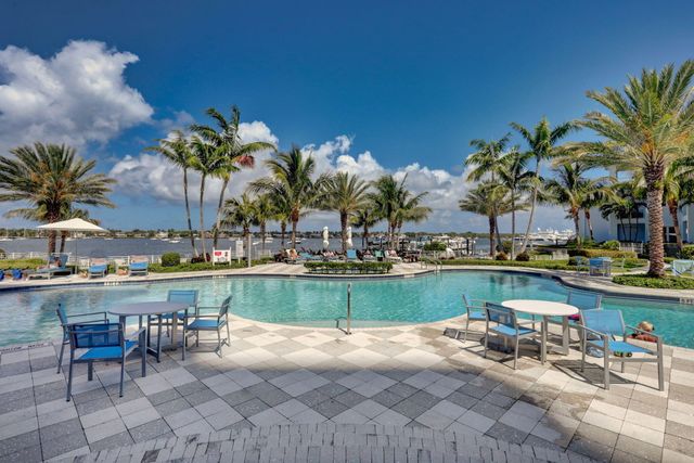 2 Water Club Way 2004, North Palm Beach, FL 33408