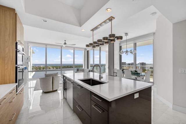 2 Water Club Way 2004, North Palm Beach, FL 33408