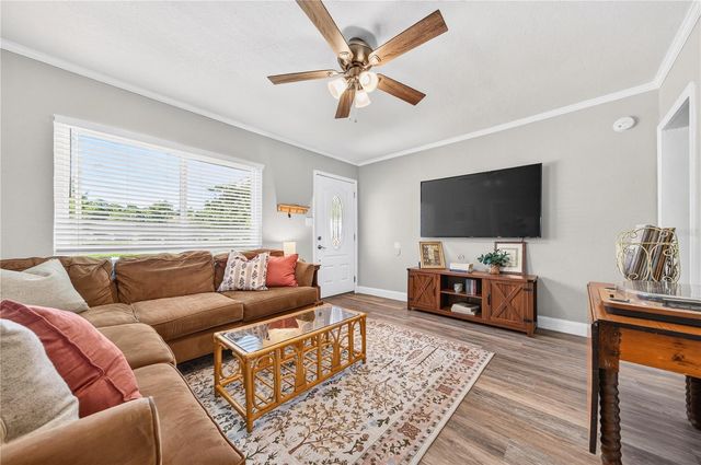915 DOWD AVENUE, Orlando, FL 32804