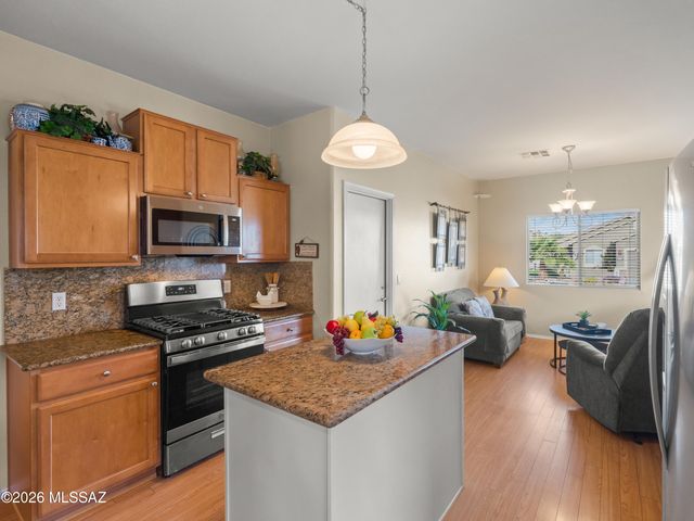 15857 S Via Cayetano, Sahuarita, AZ 85629