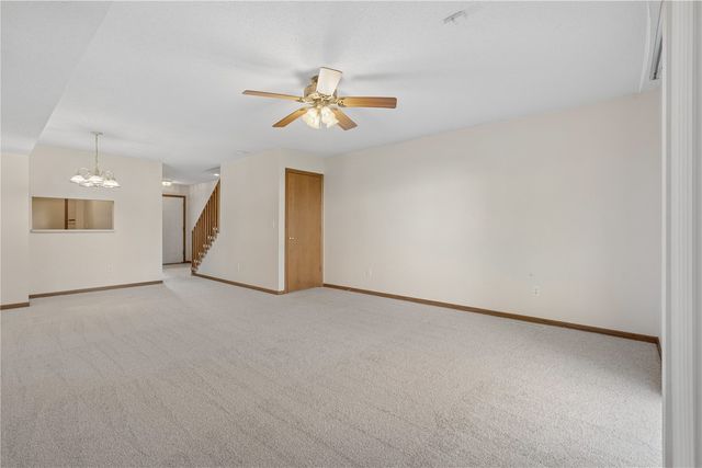 2680 Pheasant Ridge Ct, Marion, IA 52302