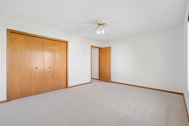 2680 Pheasant Ridge Ct, Marion, IA 52302