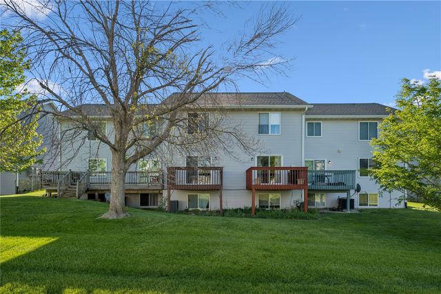 2680 Pheasant Ridge Ct, Marion, IA 52302