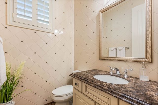 7 Via Vita Bella, Henderson, NV 89011