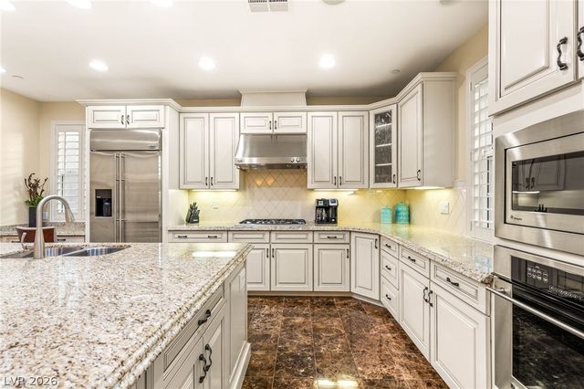 7 Via Vita Bella, Henderson, NV 89011