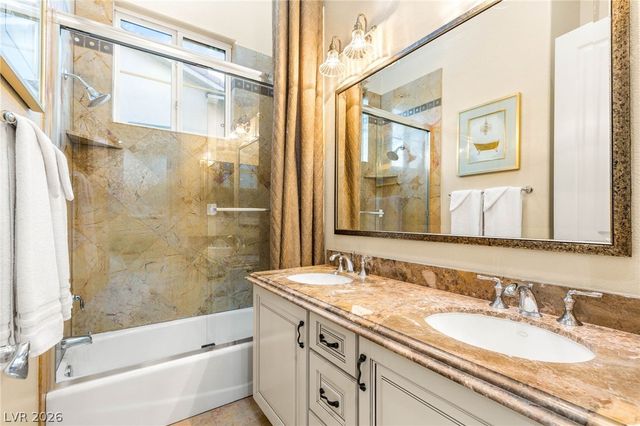 7 Via Vita Bella, Henderson, NV 89011