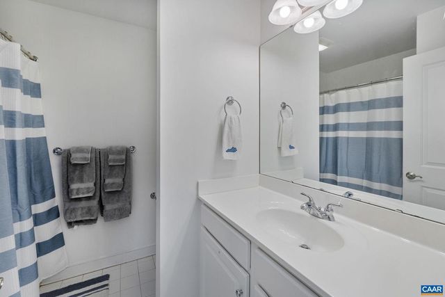 195 BROOKWOOD DR, Charlottesville, VA 22902