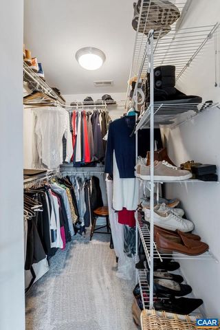 195 BROOKWOOD DR, Charlottesville, VA 22902