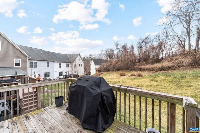 195 BROOKWOOD DR, Charlottesville, VA 22902