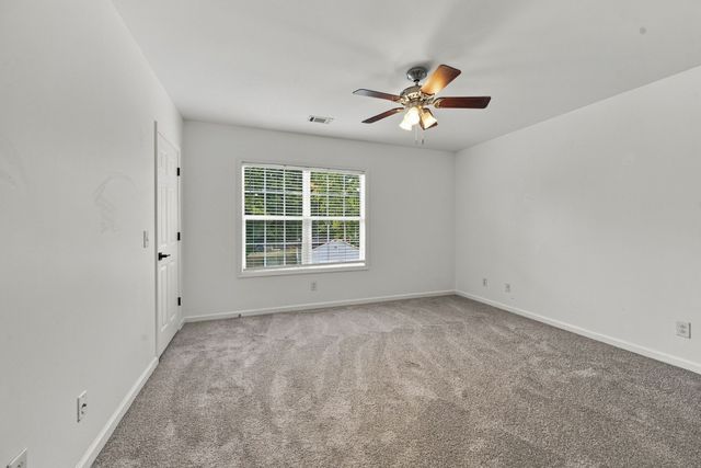 1000 Dodson St, Old Hickory, TN 37138