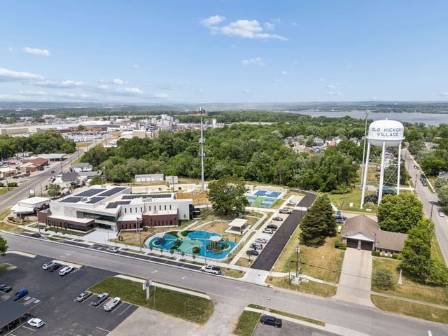 1000 Dodson St, Old Hickory, TN 37138