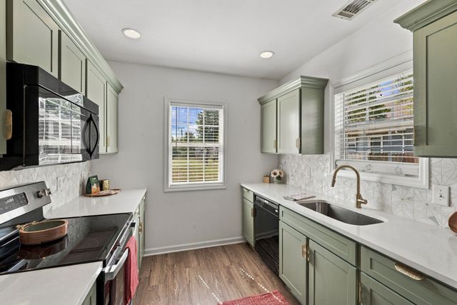 1000 Dodson St, Old Hickory, TN 37138