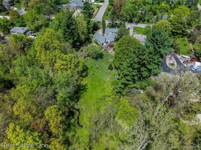 30115 Munger Drive, Livonia, MI 48154