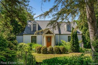 30115 Munger Drive, Livonia, MI 48154