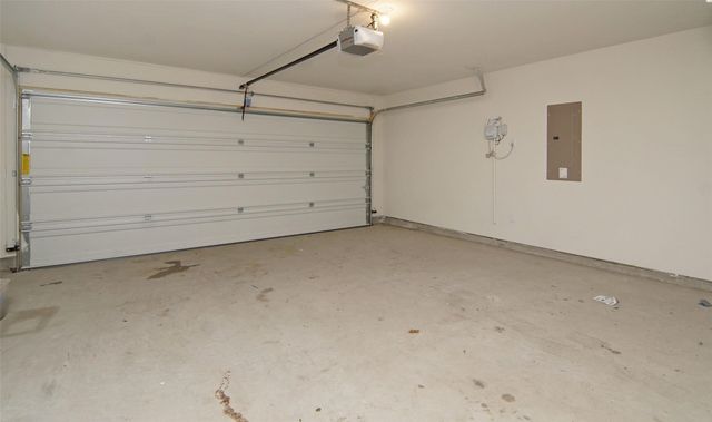 1106 Lady Bird Street, Ennis, TX 75119