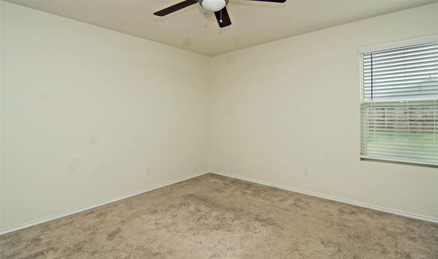 1106 Lady Bird Street, Ennis, TX 75119