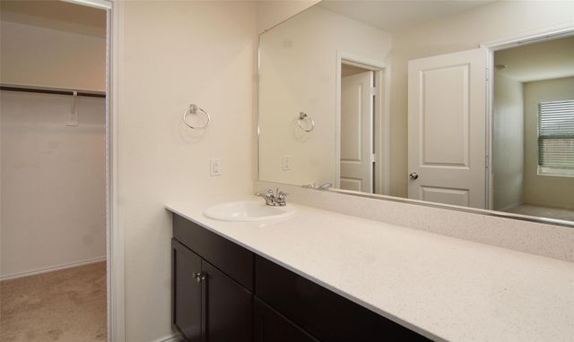 1106 Lady Bird Street, Ennis, TX 75119